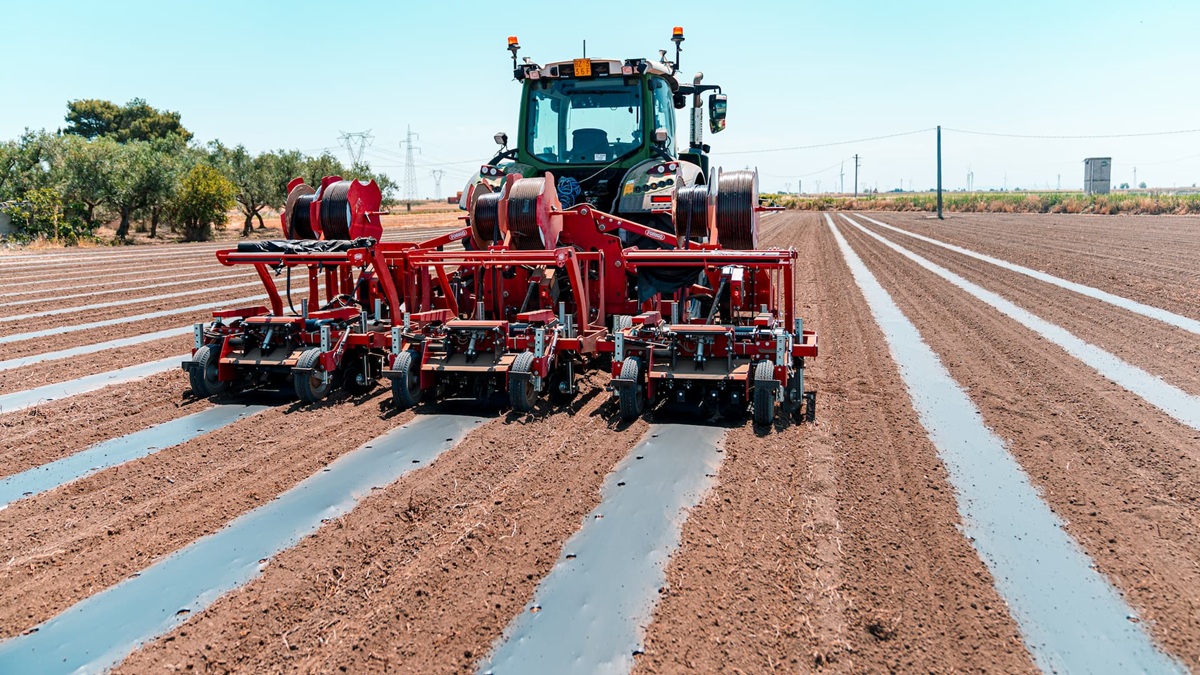 STF PRO Forigo la acolchadora profesional para la horticultura y la agricultura 4.0.jpg